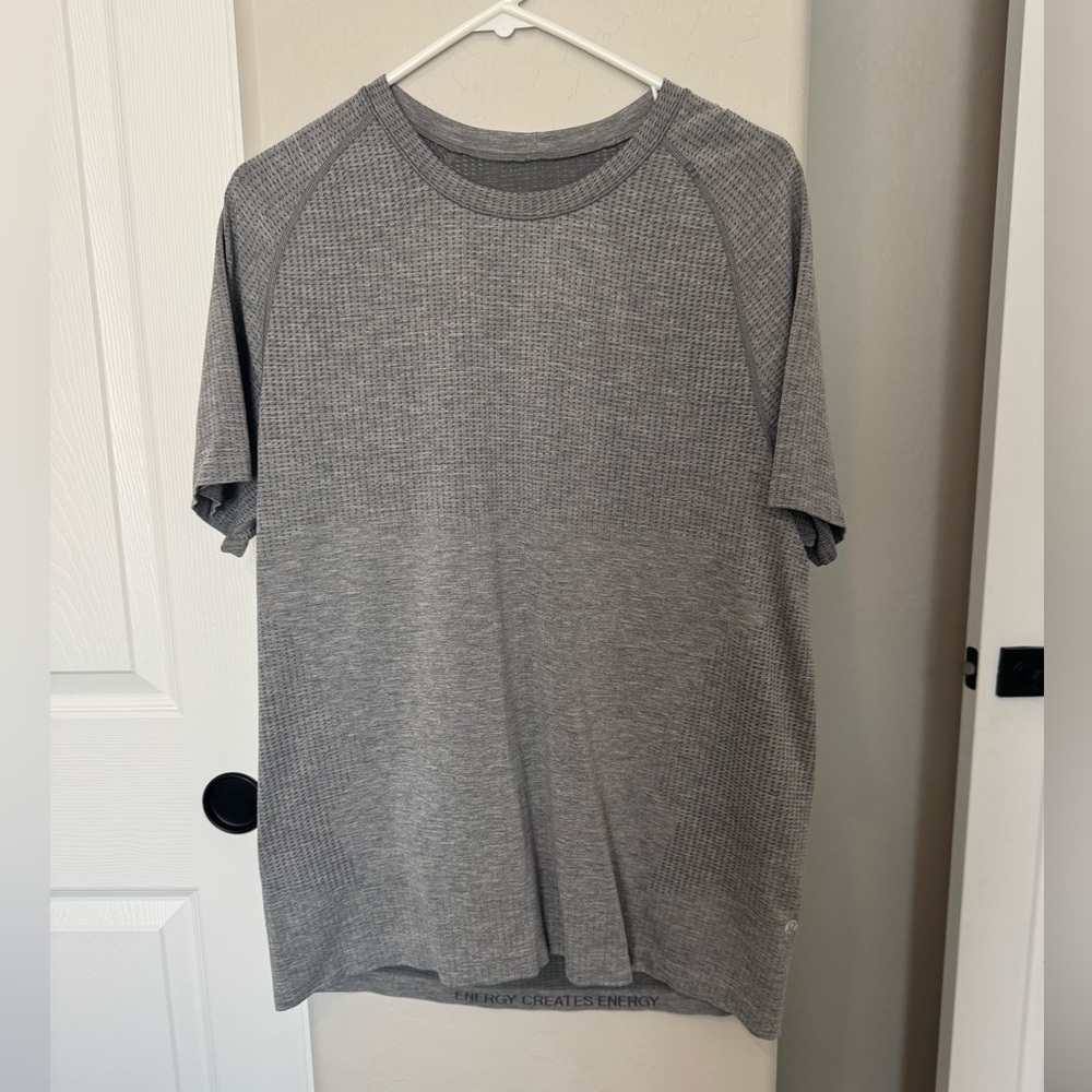 lululemon athletica Charcoal Short Sleeve Tee metal vent